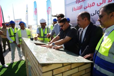 محافظ واسط يضع حجر الأساس لمشروع تأهيل طريق البدرية في مدينة الكوت