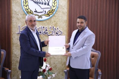 محافظة واسط تكرّم موظفيها المتقاعدين تقديرًا لعطائهم وخدمتهم