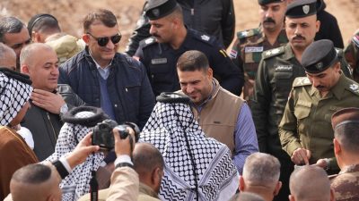 محافظ واسط يتابع ميدانياً الأعمال الخدمية في قرى ناحية شيخ سعد ويشيد بجهود الملاكات الفنية