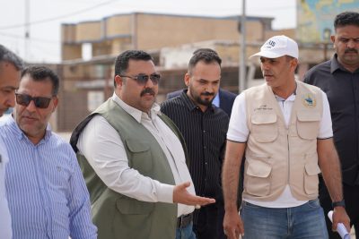 محافظ واسط الأستاذ علي حسن سليمون يجري جولة ميدانية برفقة قائمقام قضاء الكوت المهندس عادل حمزة الزركاني، ومعاون المحافظ لشؤون الإعمار المهندس سعدون كريم، لمتابعة سير العمل في الشارع الرئيسي لمنطقة حي الجوادين (شارع النفط).