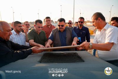 محافظ واسط يضع حجر الأساس لمشروع تطوير حي الحكيم في الكوت.
