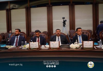 محافظ واسط يحضر اجتماعًا موسعًا لبحث أولويات المحافظات واحتياجاتها التشريعية.