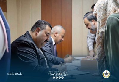 محافظ واسط يتفقد مديرية التربية ويبحث واقع العمل